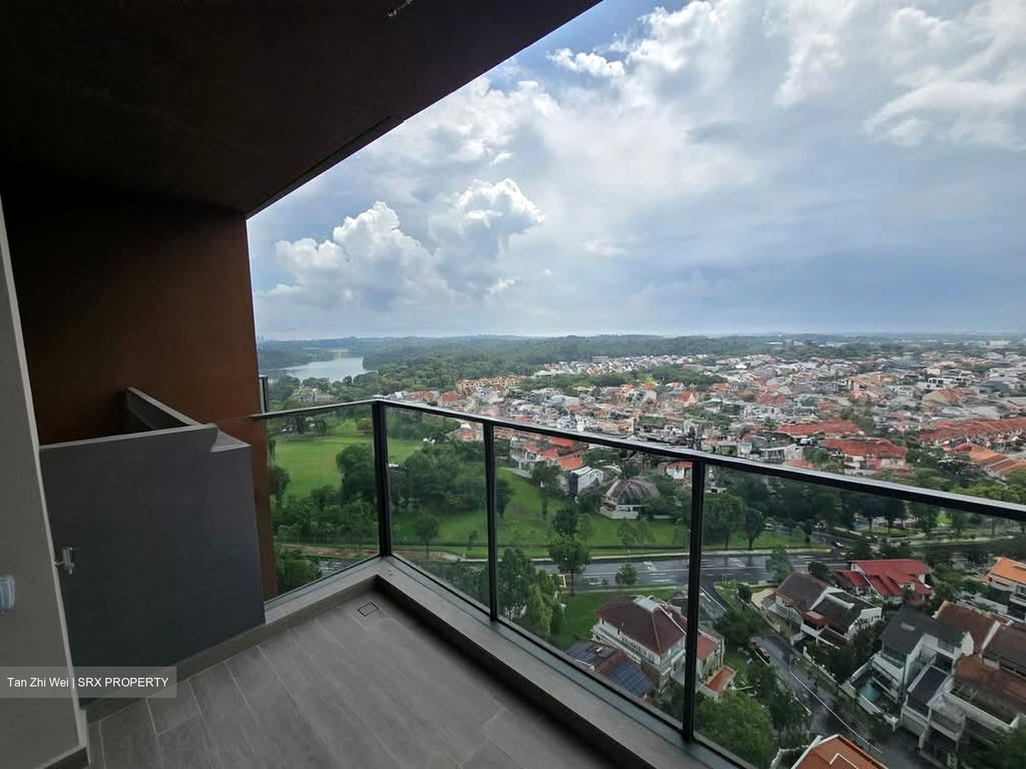 Amo Residence (D20), Apartment #556328691